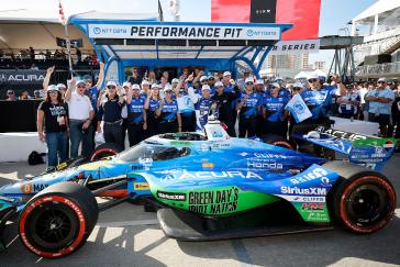 #60: Felix Rosenqvist, Meyer Shank Racing w/Curb Agajanian Honda celebrates his NTT P1 Award and pole position run with his team
