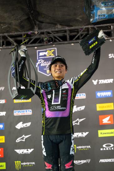 Historic Sweep for Honda HRC Progressive at SuperMotocross Final