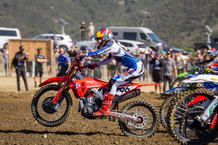 Powerful Return to Racing for Honda HRC Progressive at Fox Raceway