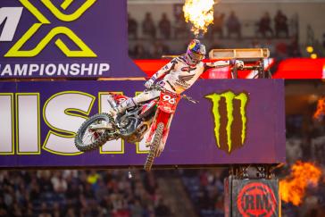 Hunter Lawrence takes career-first 450SX Triple Crown overall win in Indianapolis