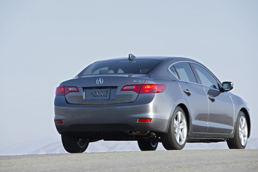 2014 Acura ILX 2.0L.