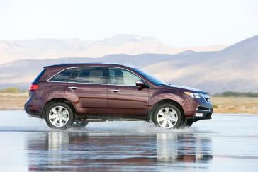 2012 Acura MDX.