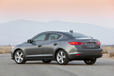 2014 Acura ILX 2.0L.