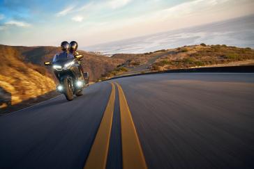 25 Honda Gold Wing Matte Black Metallic Action