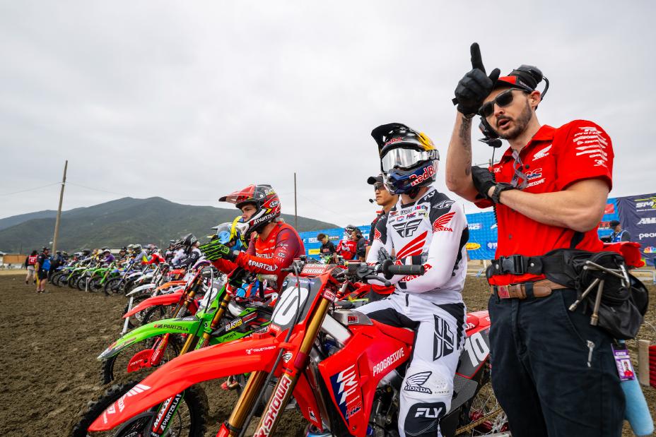 Powerful Return to Racing for Honda HRC Progressive at Fox Raceway