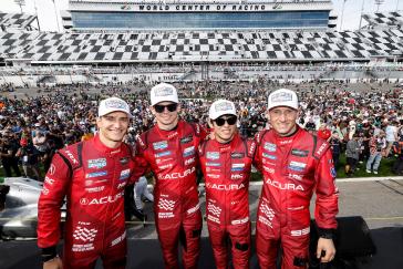 #93: Acura Meyer Shank Racing w/Curb Agajanian, Acura ARX-06, GTP: Renger van der Zande, Nick Yelloly, Alex Palou, Kaku Ohta