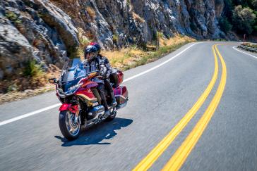 Honda Gold Wing Tour Candy Ardent Red Action