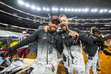 Hunter Lawrence scores his first AMA Supercross premier-class win in Arlington