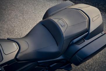 25 Honda Gold Wing Matte Black Metallic Location Detail