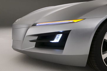 Acura Advanced Sports Car Concept Debuts at 2007 North American International Auto Show.
