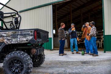 2025 Honda Pioneer 1000-6 Deluxe Crew