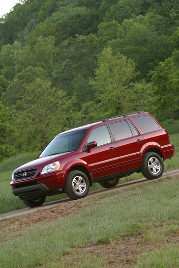 2003 Honda Pilot EX.
