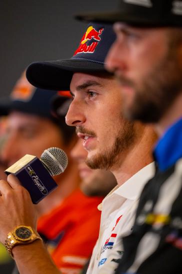 Honda HRC Progressive Controls SMX Playoffs After St. Louis Sweep