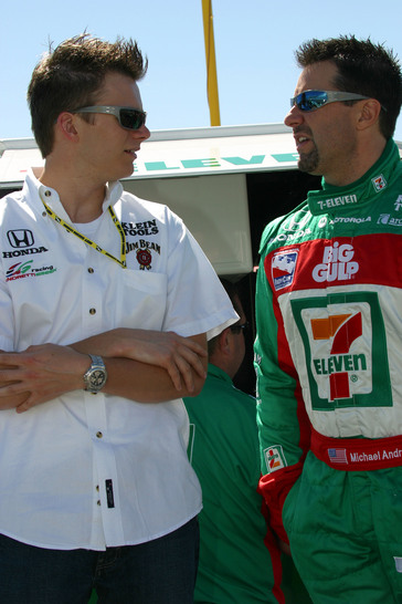 2003 Phoenix IRL IndyCar, 21-23 March 2003; Phoenix International Raceway; Phoenix, Arizona USA, Dan Wheldon and Michael Andretti share hair secrets. ©2003 Lesley Ann Miller, USA LAT Photographic
