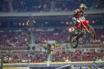 Honda HRC Progressive Controls SMX Playoffs After St. Louis Sweep