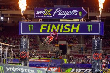 Honda HRC Progressive Controls SMX Playoffs After St. Louis Sweep