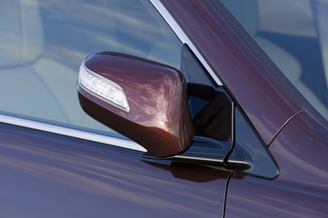 2010 Acura MDX.