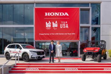 Honda named Official Automotive Partner of LA28 and Team USA as announced today at the company’s Torrance, Calif. headquarters. From Left to Right: Kazuhiro Takizawa, American Honda President & CEO, and Sarah Hirshland, U.S. Olympic & Paralympic Committee (USOPC) CEO