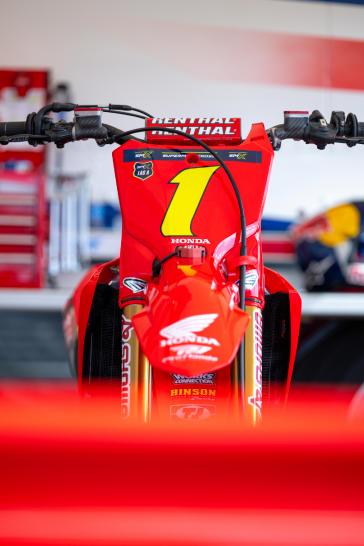 Historic Sweep for Honda HRC Progressive at SuperMotocross Final