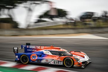 #93: Acura Meyer Shank Racing w/Curb Agajanian, Acura ARX-06, GTP: Renger van der Zande, Nick Yelloly