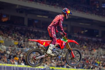 Honda HRC Progressive Controls SMX Playoffs After St. Louis Sweep