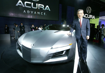 Detroit - January 7, 2007 -- Honda Motor Co. president and CEO Takeo Fukui unveils the show-stopping Acura 'Advanced Sports Car Concept' today at the 2007 North American International Auto Show in Detroit.  The dynamically styled concept provides a preview