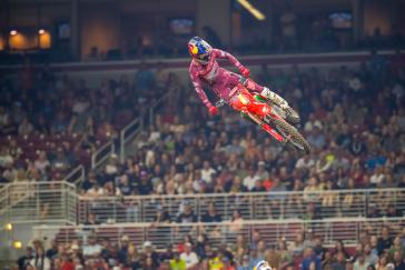 Honda HRC Progressive Controls SMX Playoffs After St. Louis Sweep