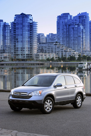 2007 Honda CR-V (EX-L with Navigation).

