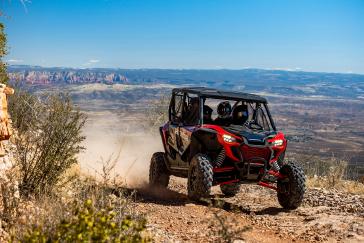 2022 Honda Talon 1000X-4FOXLiveValve action