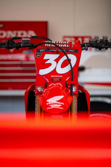 Historic Sweep for Honda HRC Progressive at SuperMotocross Final