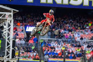 Hunter Lawrence Retains Championship Lead Following Challenging Cleveland Triple Crown Supercross