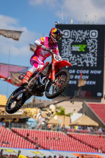 Chance Hymas Earns Sixth Place at 250SX East Opener in Tampa