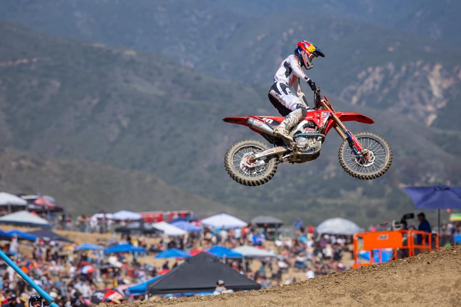 Powerful Return to Racing for Honda HRC Progressive at Fox Raceway