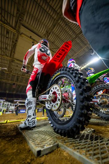 Honda HRC Progressive Controls SMX Playoffs After St. Louis Sweep