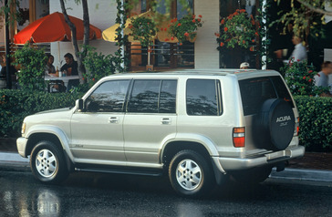 1998 Acura SLX.
