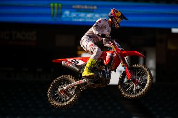 Jett Lawrence Earns His First Win of the Season, at Anaheim 2 SX