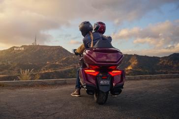 25 Honda Gold Wing Tour Bourdeaux Red Metallic Lifestyle
