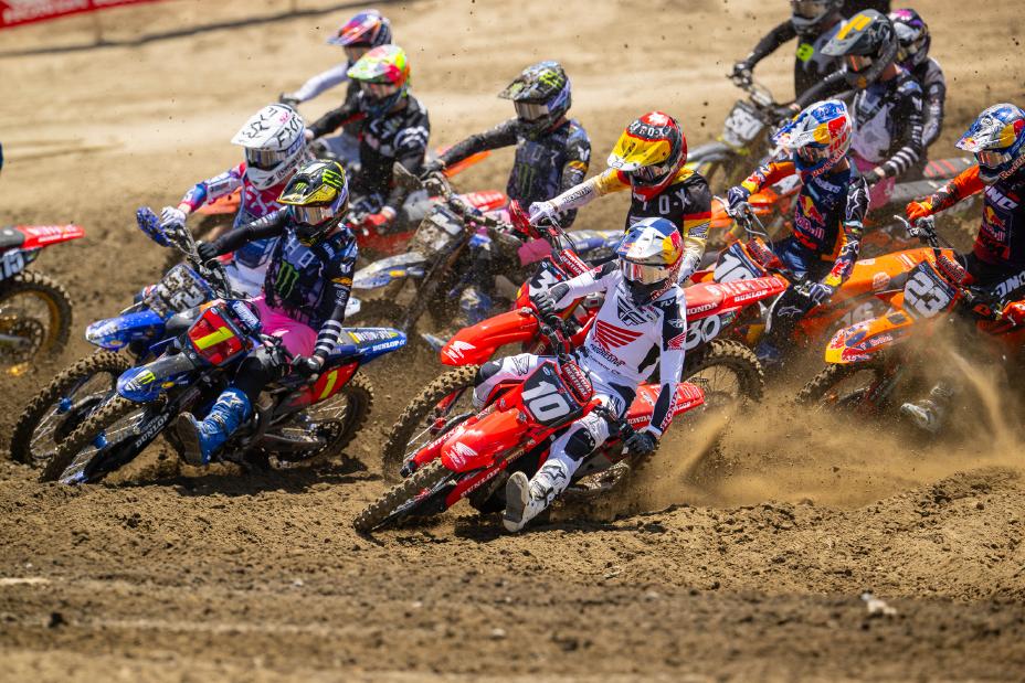 Powerful Return to Racing for Honda HRC Progressive at Fox Raceway