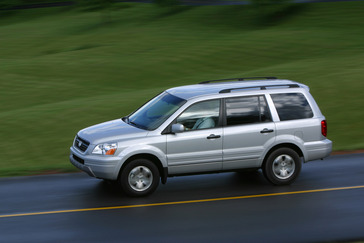 2003 Honda Pilot EX.
