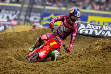 Honda HRC Progressive Controls SMX Playoffs After St. Louis Sweep
