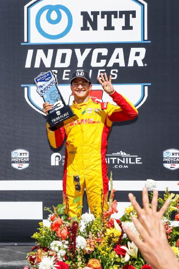 #10: Alex Palou, Chip Ganassi Racing Honda on the podium
