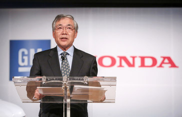 Honda North America President Tetsuo Iwamura addresses the gathering after GM and Honda announced a long-term, definitive master agreement to co-develop next-generation fuel cell system and hydrogen storage technologies, aiming for the 2020 time frame Tuesday, July 2, 2013 in New York, New York. GM and Honda are acknowledged leaders in fuel cell technology and rank No. 1 and No. 2, respectively, in total fuel cell patents filed between 2002 and 2012, with more than 1,200 between them. (General Motors and Honda News Photo)
