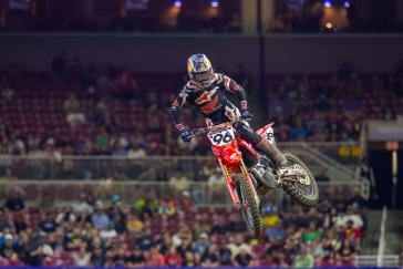 Honda HRC Progressive Controls SMX Playoffs After St. Louis Sweep