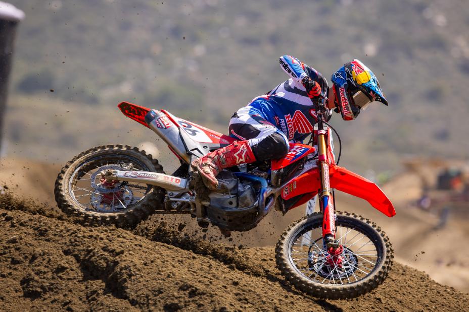 Powerful Return to Racing for Honda HRC Progressive at Fox Raceway