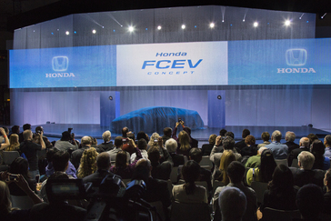 Honda FCEV Concept makes world debut at the 2013 Los Angeles Auto Show, November 20, 2013.