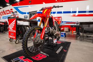 Honda HRC Progressive Controls SMX Playoffs After St. Louis Sweep