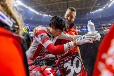 Honda HRC Progressive Controls SMX Playoffs After St. Louis Sweep