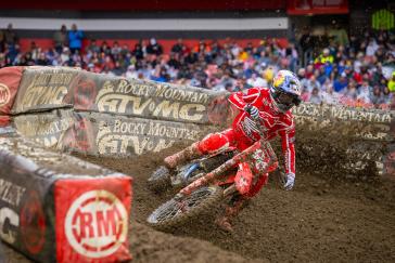 Hunter Lawrence Retains Championship Lead Following Challenging Cleveland Triple Crown Supercross