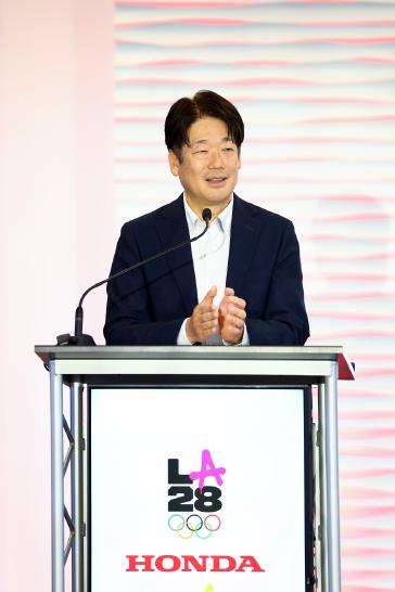 Kazuhiro Takizawa, American Honda President & CEO, announces Honda as a Founding Partner of the LA28 Olympic and Paralympic Games and the Official Automotive Partner of LA28 and Team USA.