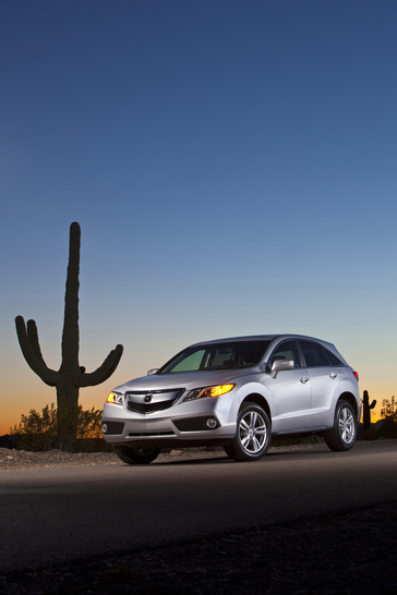 2014 Acura RDX.